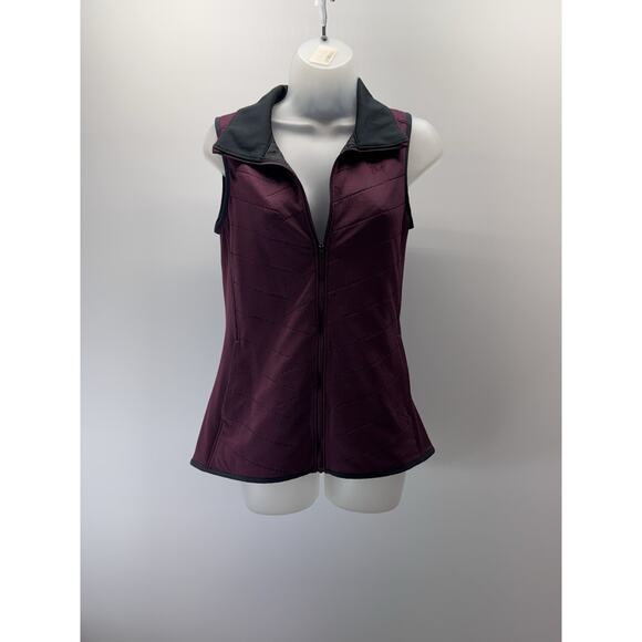 Under Armour Cold Gear Womens X-Small Semi Fitted Maroon Full Zip Vest EUC - Picture 1 of 10